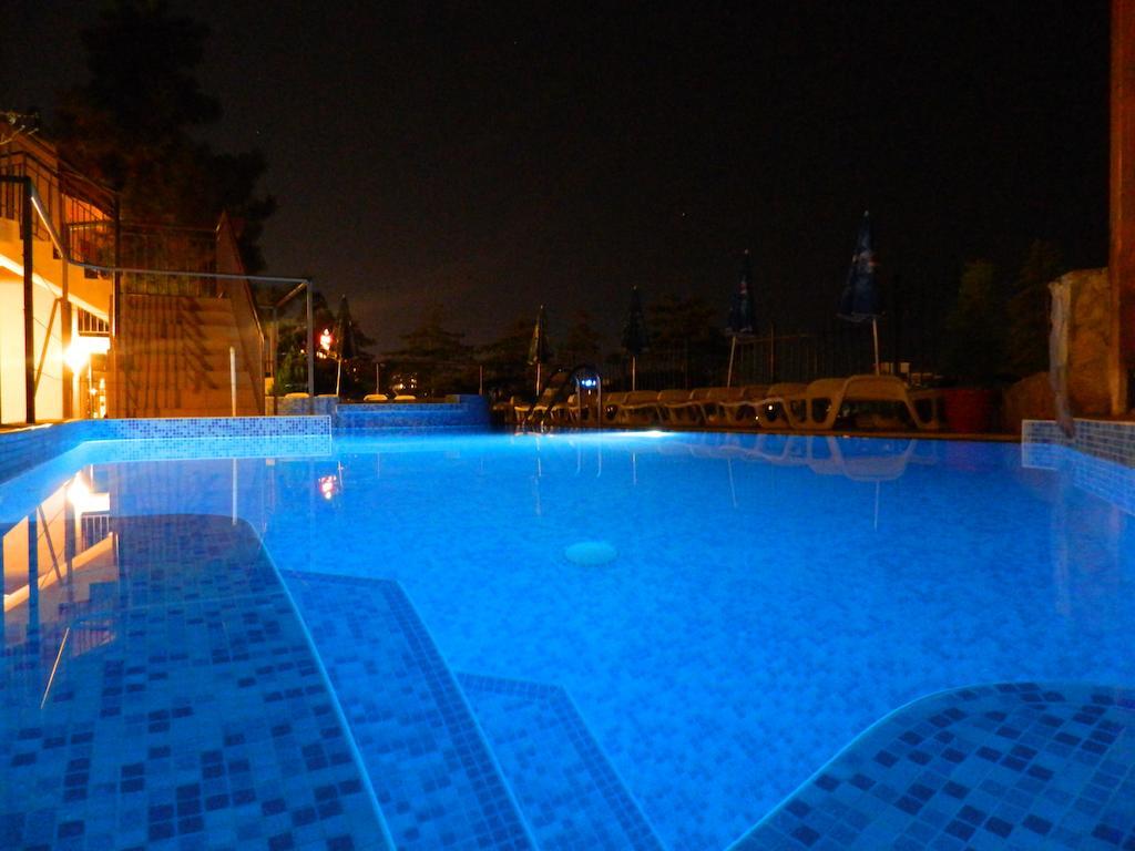Family Hotel Privileg Slantchev Briag Extérieur photo