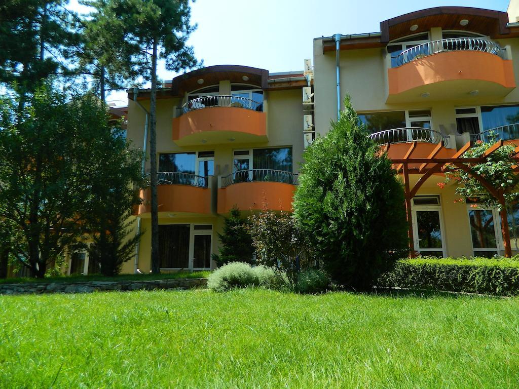 Family Hotel Privileg Slantchev Briag Extérieur photo