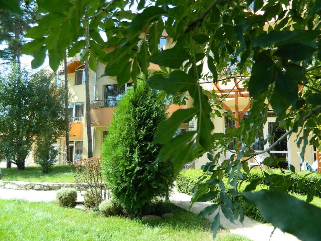 Family Hotel Privileg Slantchev Briag Extérieur photo